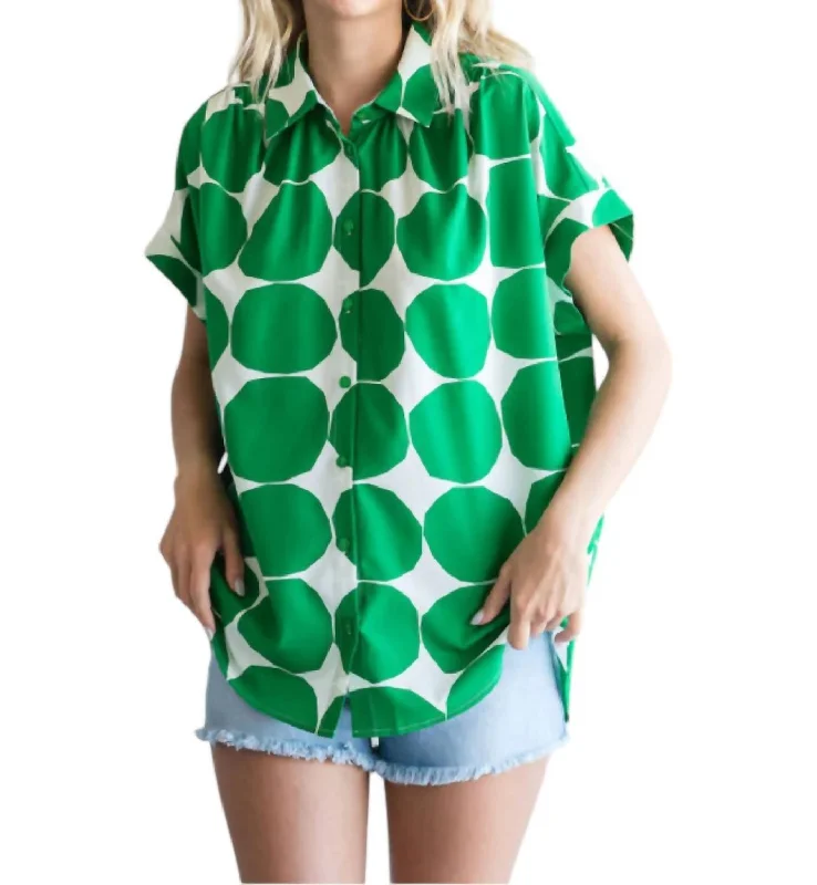 Women Fashion Big Dot Top In Green