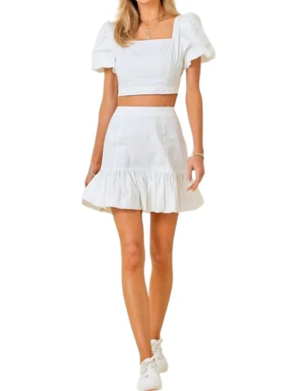 Contemporary Women's Clothing Ruffle Puff Sleeve Top In White