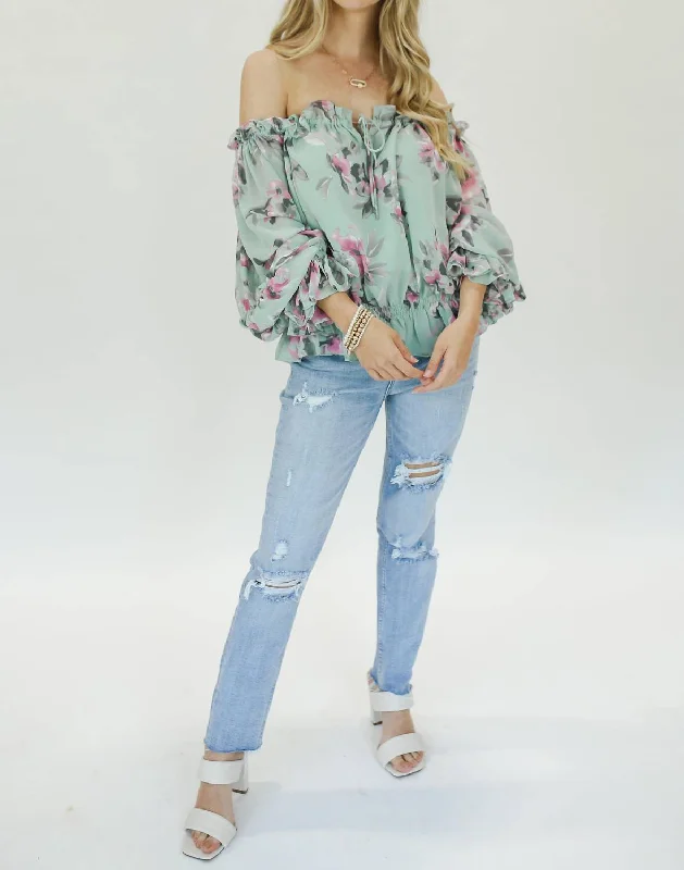 Stylish Women's Apparel Kiss Me Floral Top In Sage