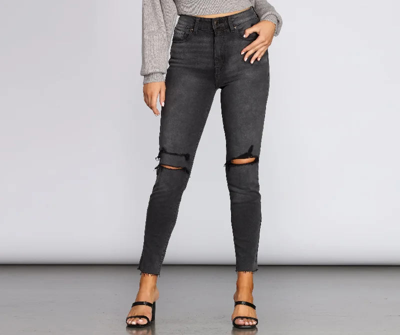 Valentine's Special Tobi Super High Rise Distressed Jeans