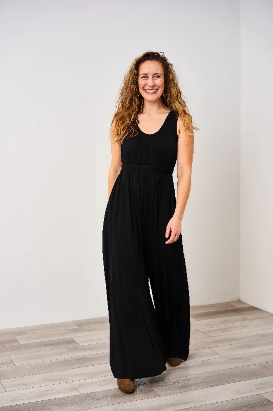 Dive Into Trendy Women's Fashion The Momper® Sleeveless Maxi Nursing Momper