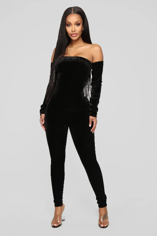 Workwear Fashion for Women Soothe Velvet Jumpsuit - Black