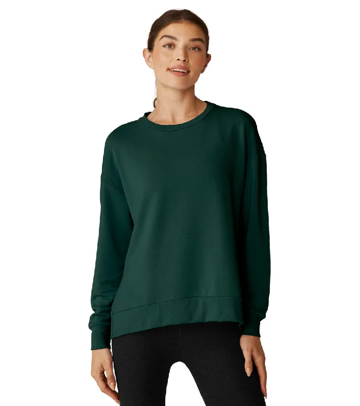 Valentine's Special Beyond Yoga Off Duty Pullover Midnight Green