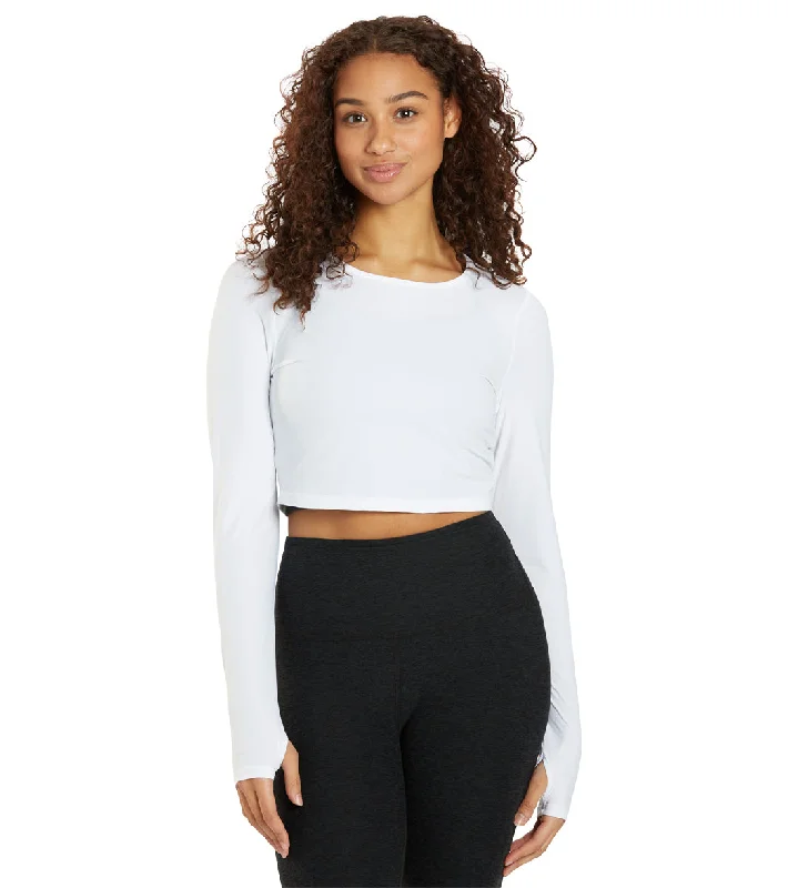 Chic Women's Clothing Beyond Yoga Performance Knit Resilient Cropped Pullover Lunar White