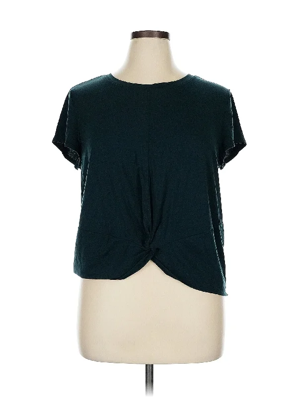 Chic Wardrobe Short Sleeve T Shirt