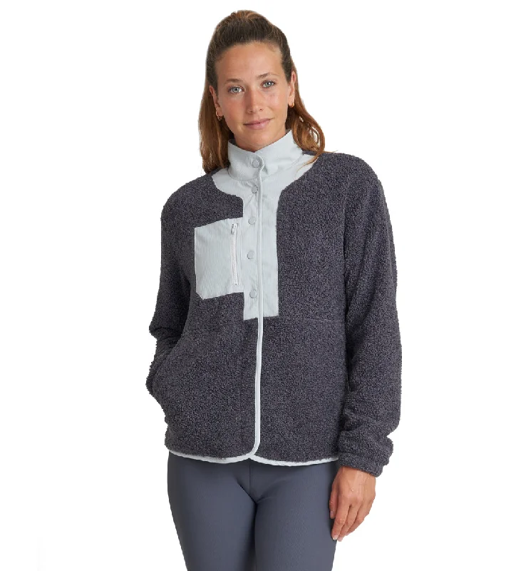 Trendy Women's Wear Collection Thrive Societe Sherpa Snap Jacket