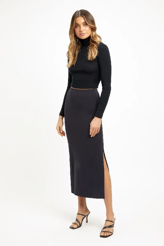 Your Timeless Wardrobe Awaits Lulu Midi Skirt