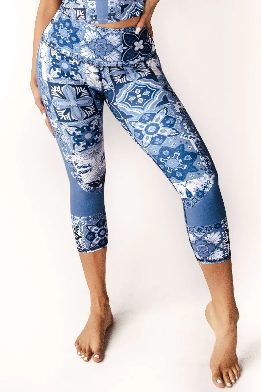 Hot Trends Mosaic In Blue Printed Yoga Crops