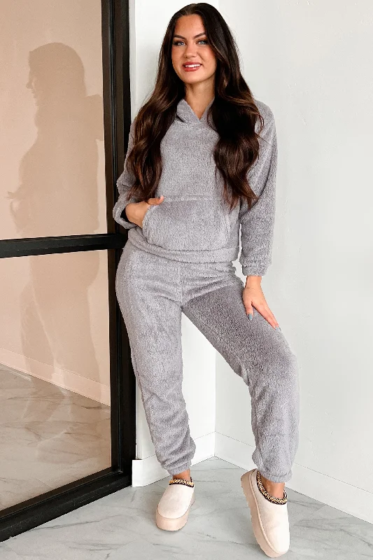 Stylish Savings DOORBUSTER Totally Lovable Teddy Bear Ear Sherpa Lounge Set (Taro Grey)